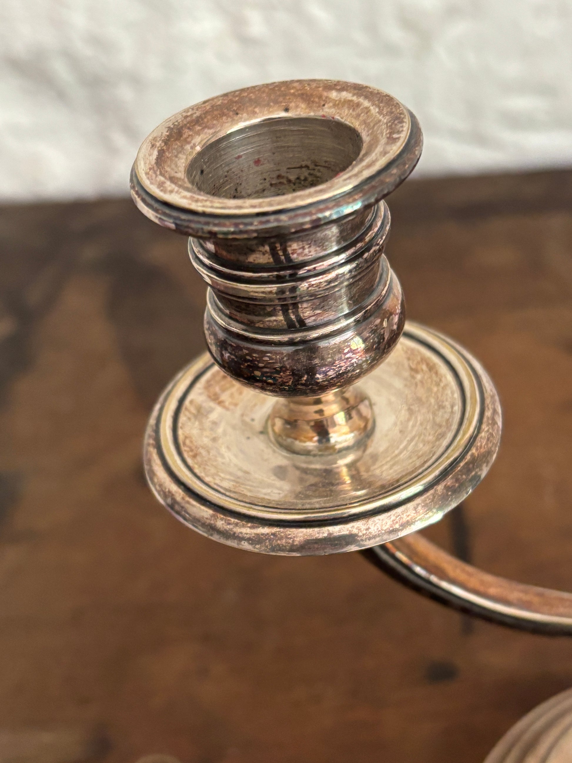 2-armet lysestage