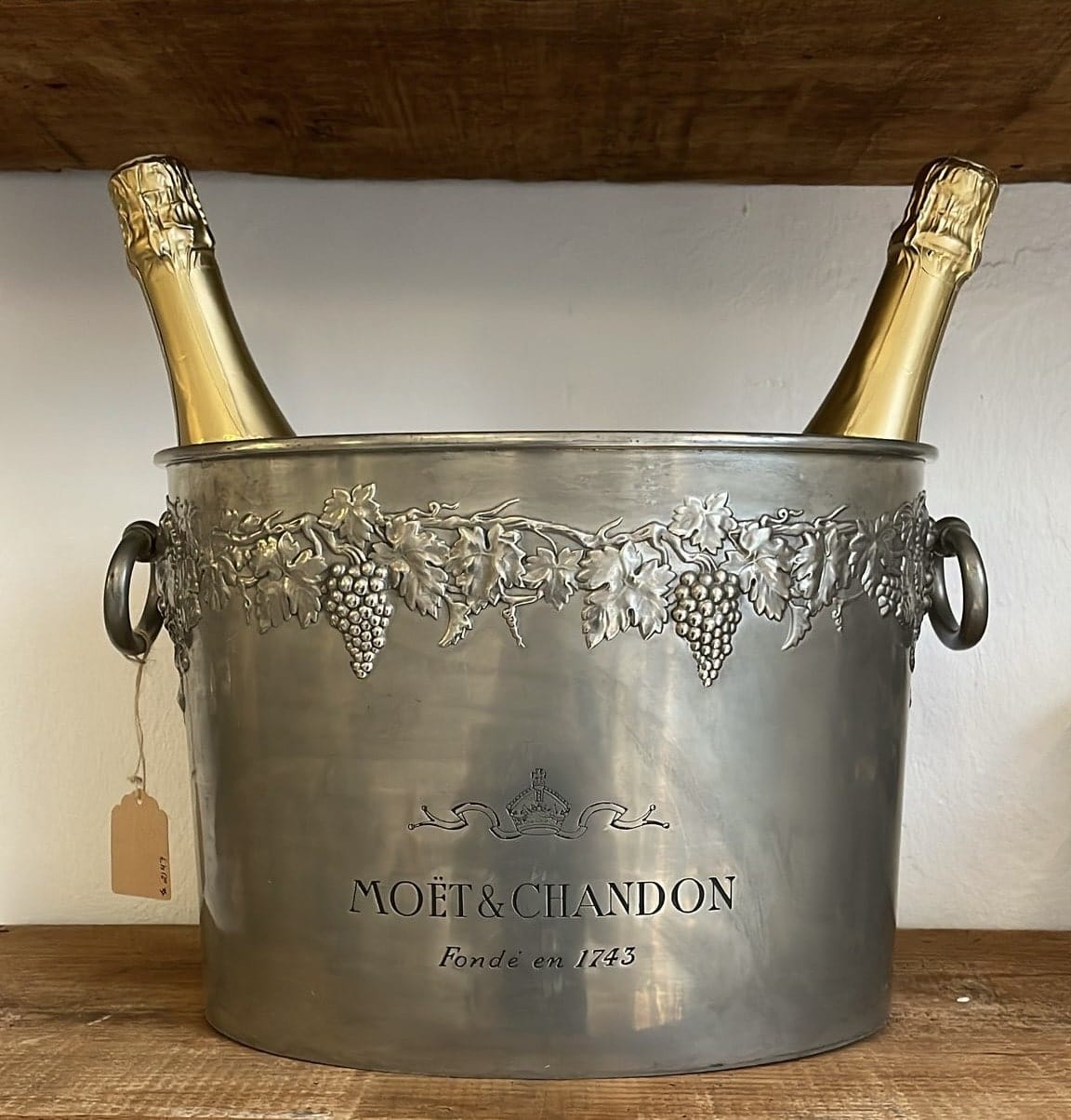 Moët & Chandon large champagne cooler in tin