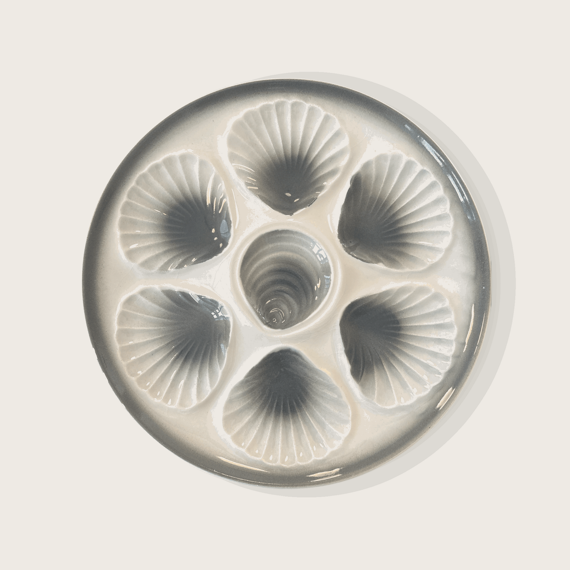 Oyster plate