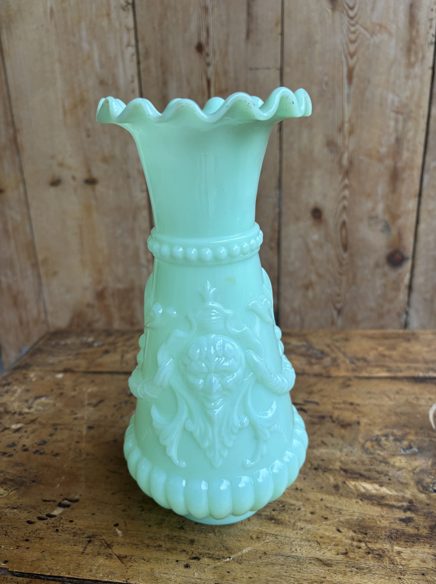 Opal vase i mint grøn