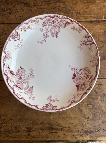 Luneville centerpiece with pink pattern