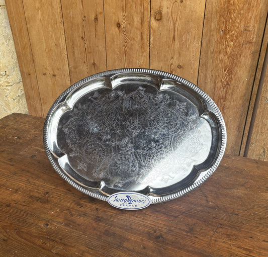 Oval stålbakke