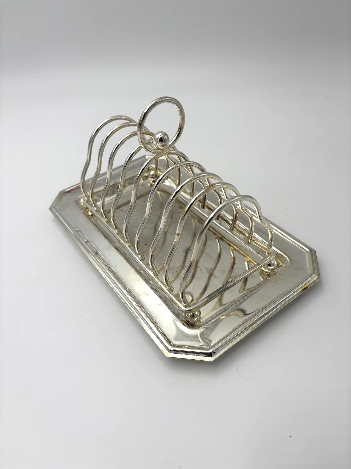 Porte af toast med bakke