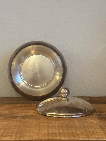 Rund bøtte eller sukkerskål i pletsølv