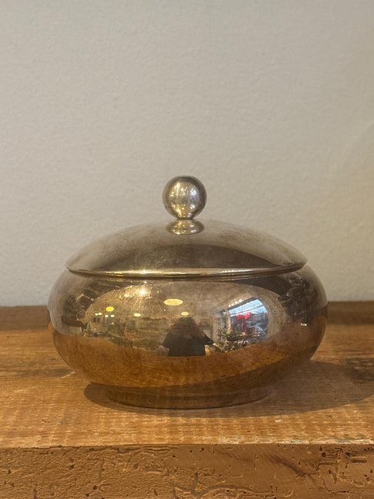 Rund bøtte eller sukkerskål i pletsølv