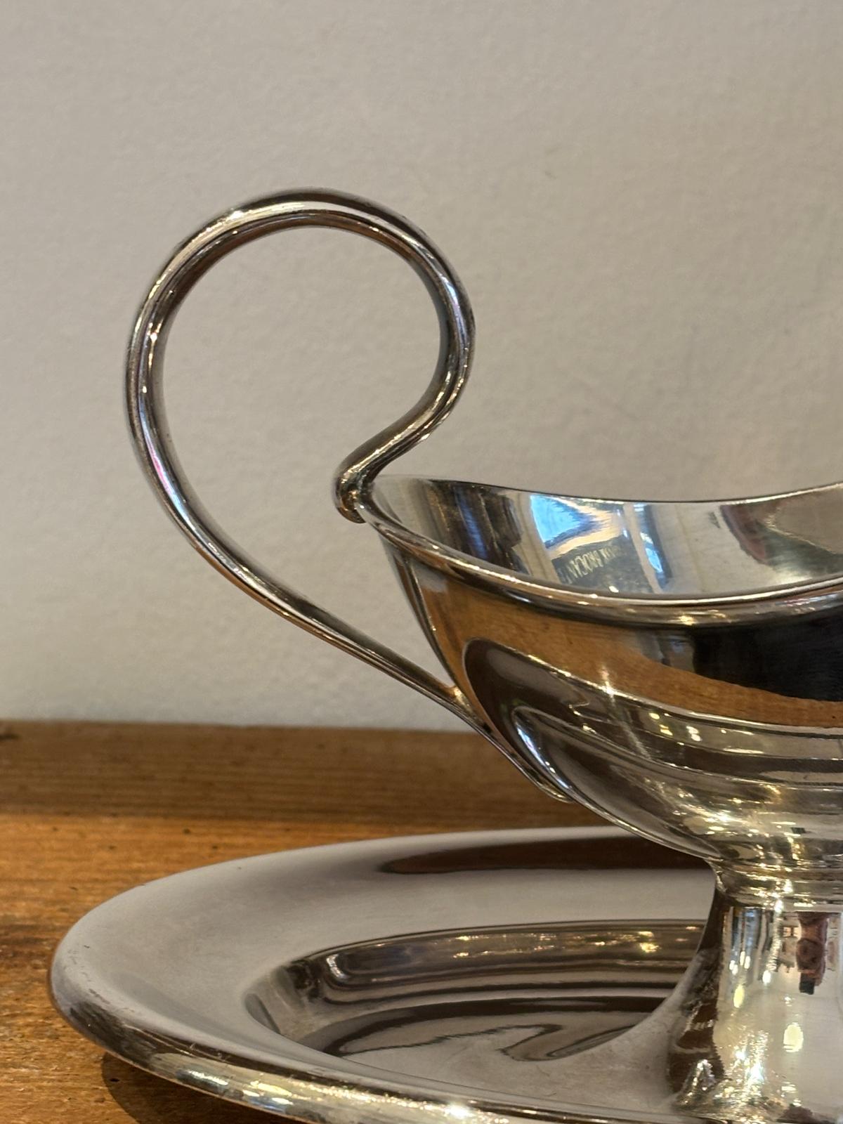 Sovsekande fra hotel i pletsølv