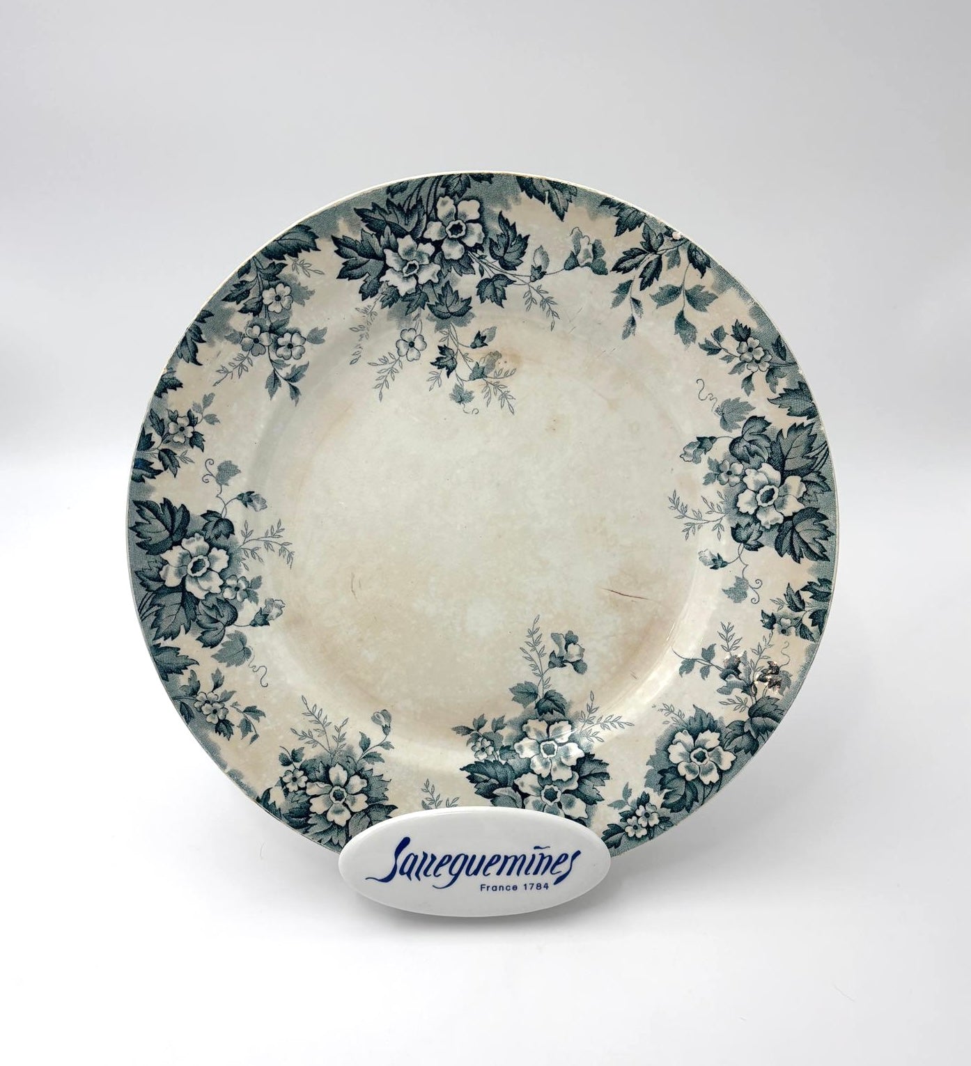 St. Amand Marie Louise fad