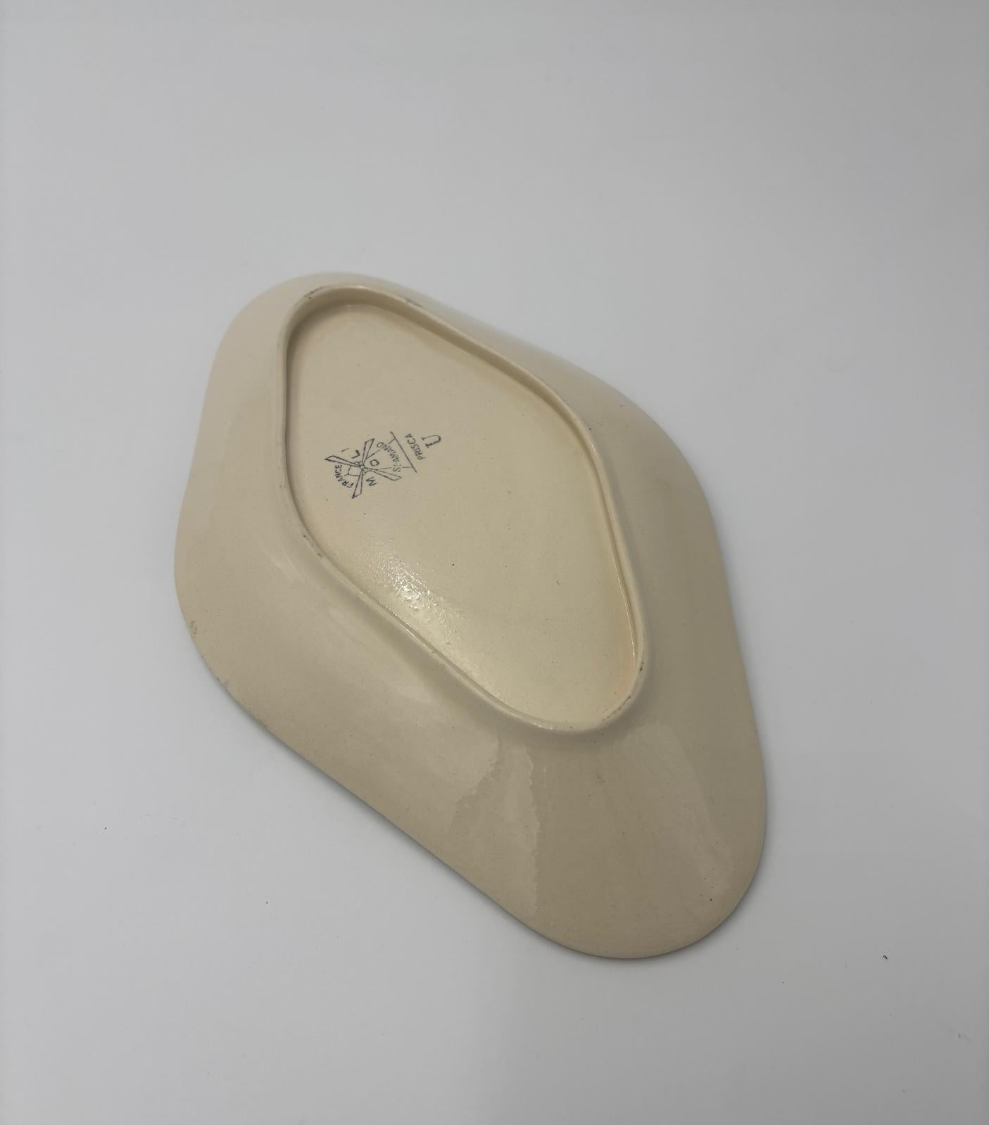 St. Amand ravier, model Prisca