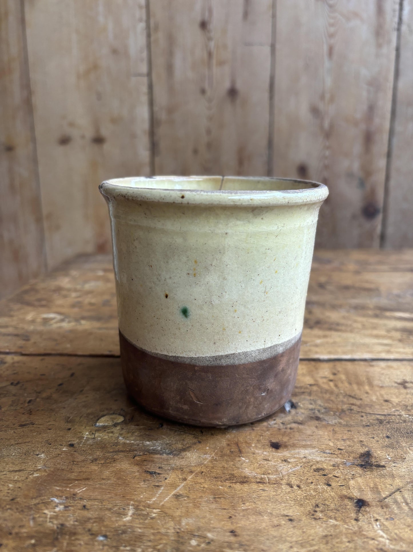 Small Southern French jar