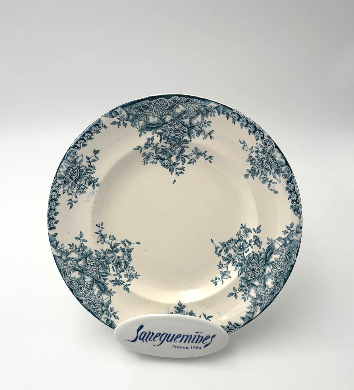 Vintage tallerken fra Longwy - model Marly