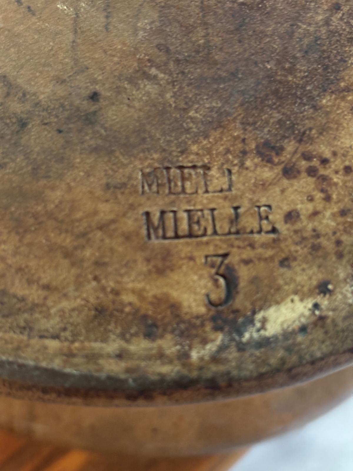 Earthenware tureen from Mielle